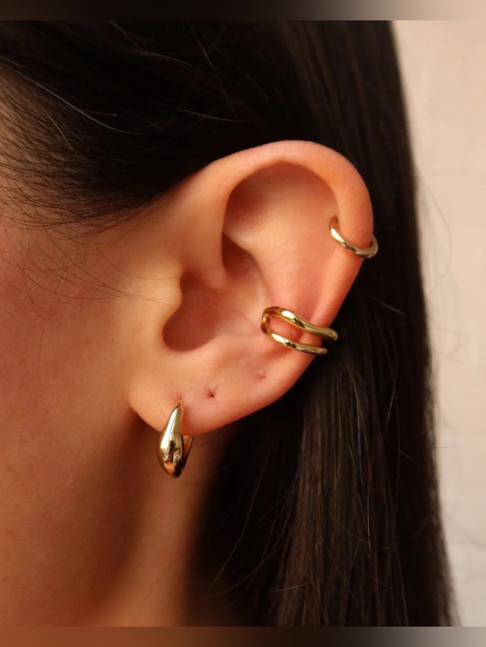 NEW ✨ cupcakes & cashmere Emma Double Wavy Ear Cuff Gold